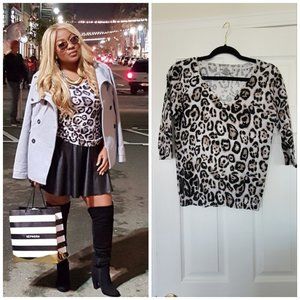 Leopard Print V-neck Sweater